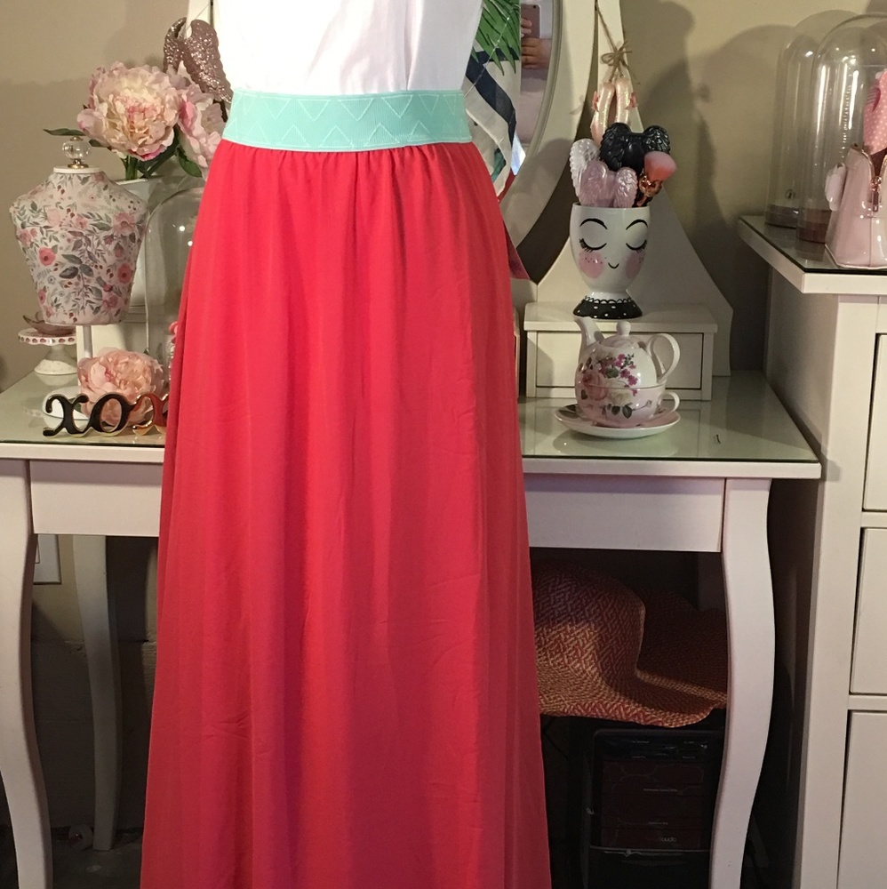 NWT Lularoe Lucy Medium